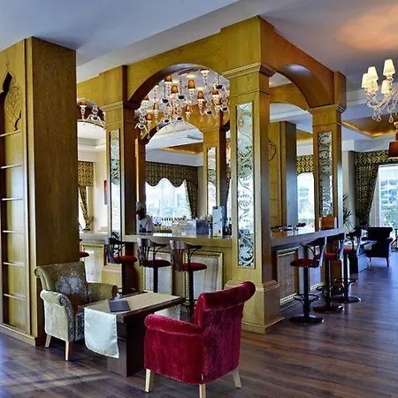 Lovely In Azura Park Апартаменти Аланія